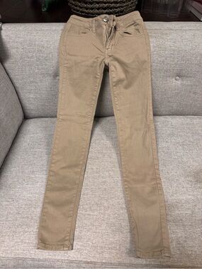 American Eagle Outfitters Skinny Jeans in Khaki